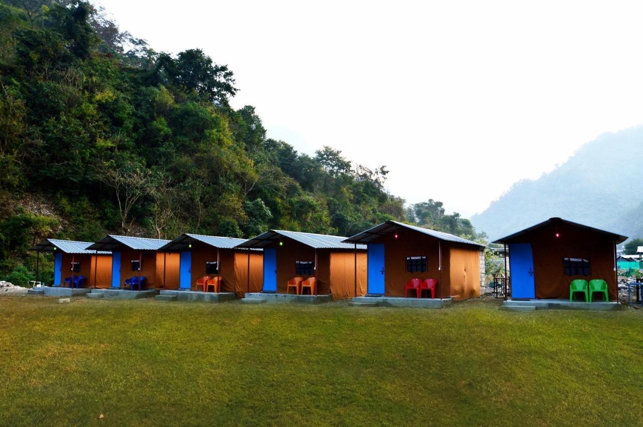 Riverside Glamping By Stayapart X Elephant Brook Bijni Exteriör bild