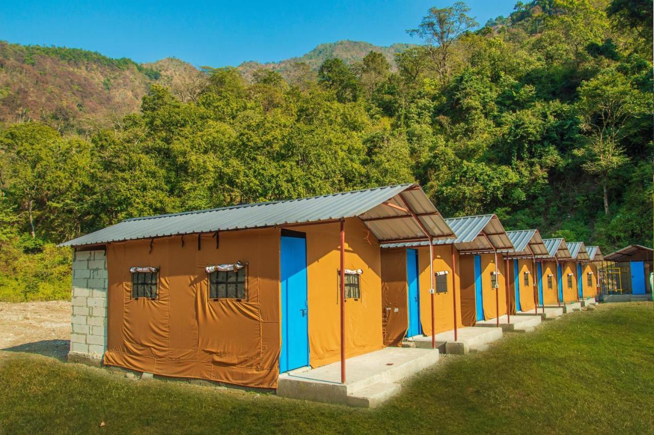 Riverside Glamping By Stayapart X Elephant Brook Bijni Exteriör bild