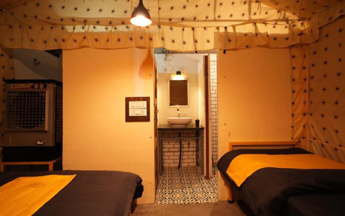 Riverside Glamping By Stayapart X Elephant Brook Bijni Exteriör bild